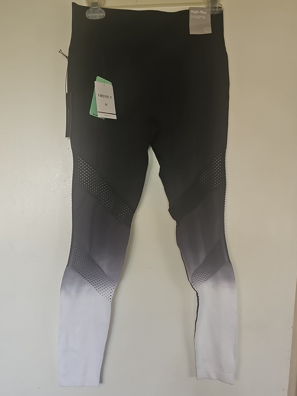 Forever 21 Womens Black to White Gradient Jogger Leggings
